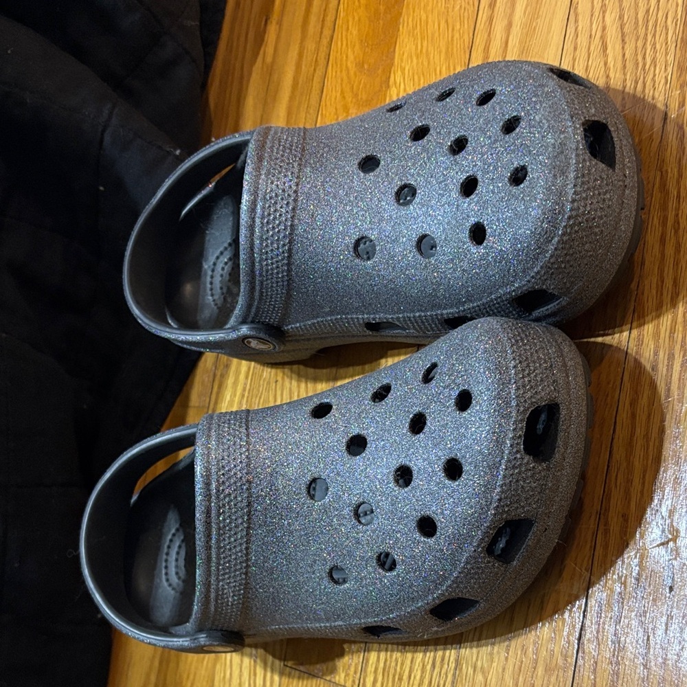 CROCS Glittery Black Clogs